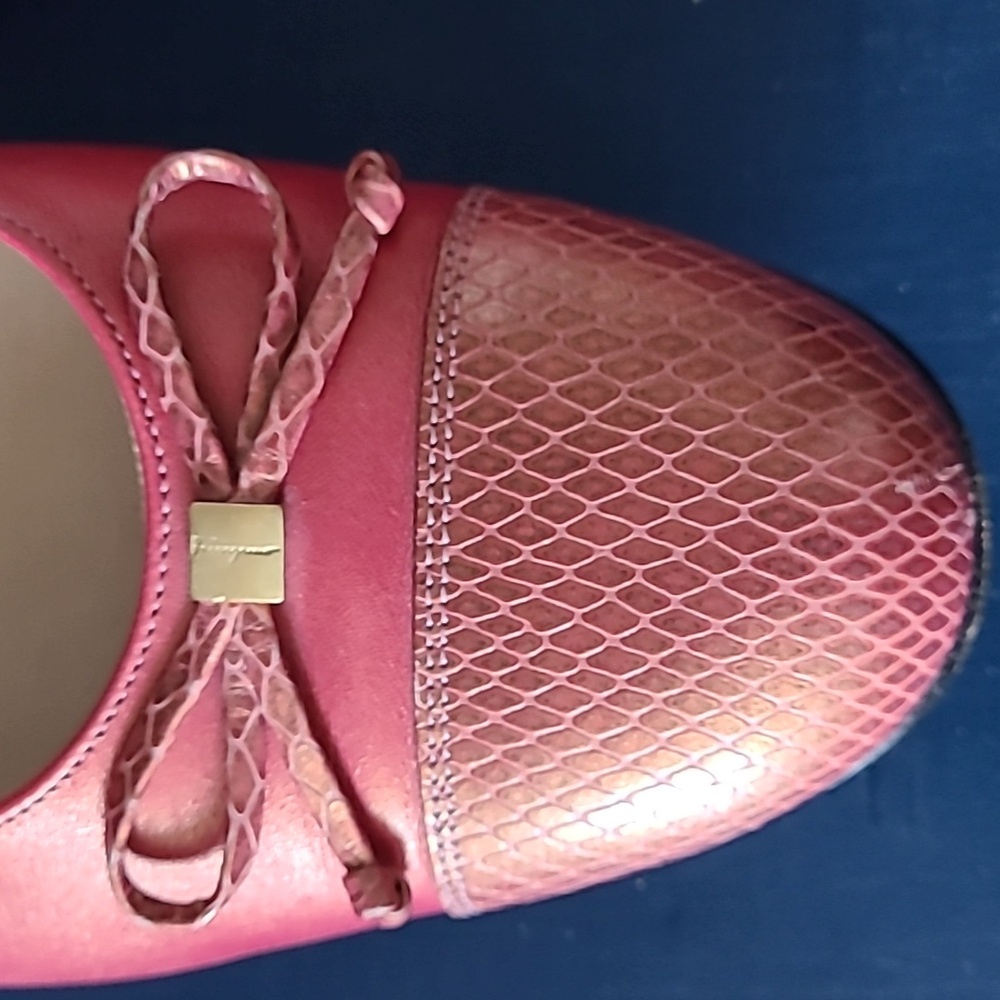 EUC Salvatore Ferragamo flats - Picture 3 of 12